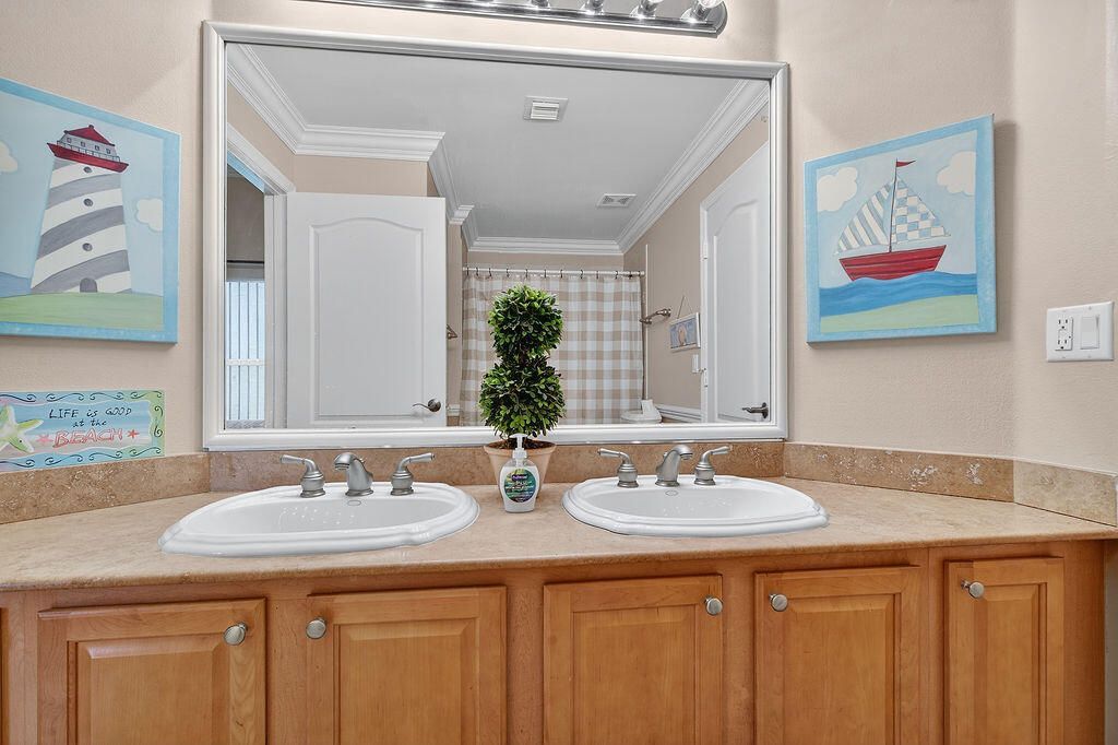 212 Berenger Walk, Royal Palm Beach, FL 33414 Photo