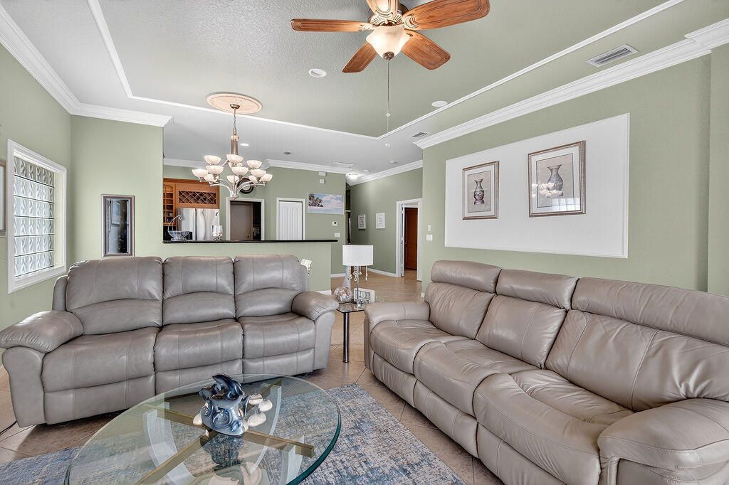 212 Berenger Walk, Royal Palm Beach, FL 33414 Photo