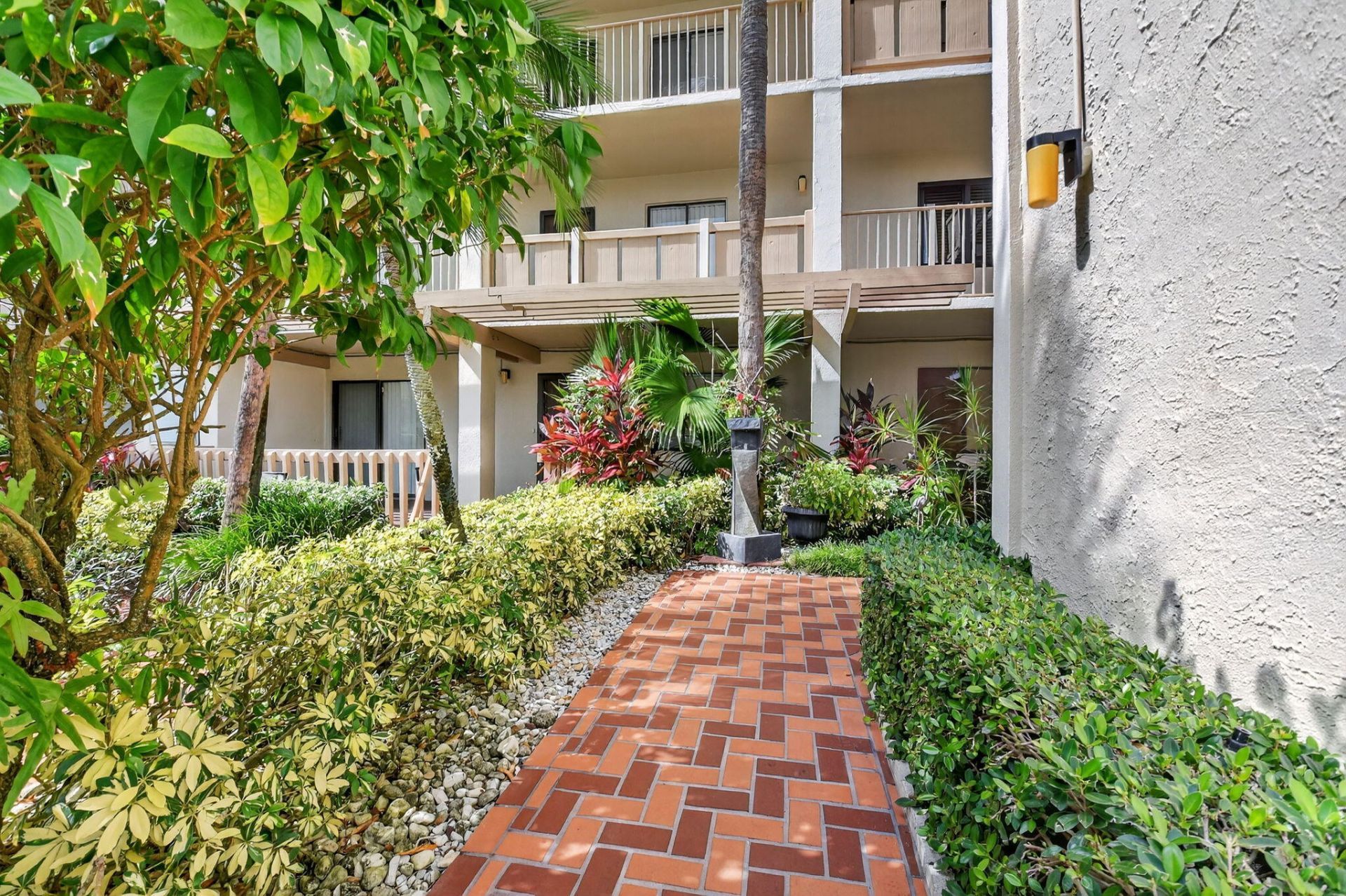 14460 Strathmore Lane, Unit 605, Delray Beach, FL 33446 Photo