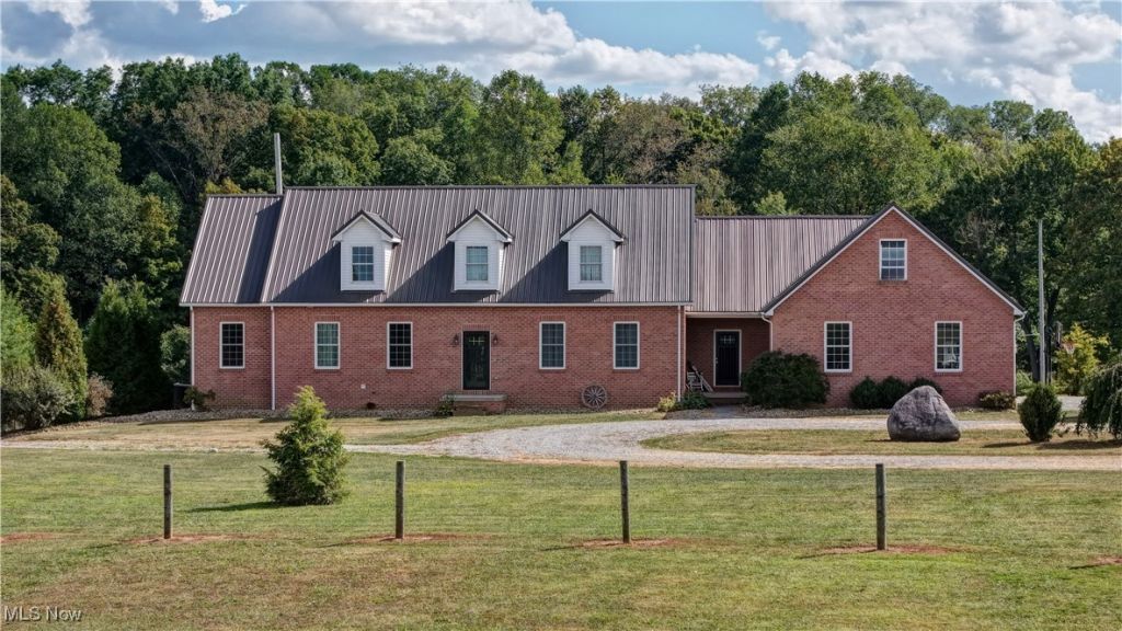 1801 Cider Mill Road, Salem, OH 44460