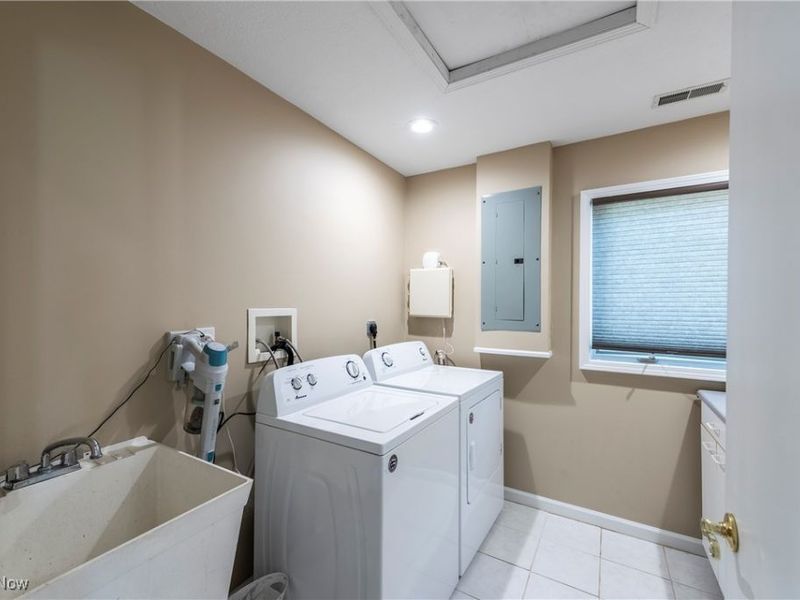 419 Miami Place, Huron, OH 44839 Photo 19