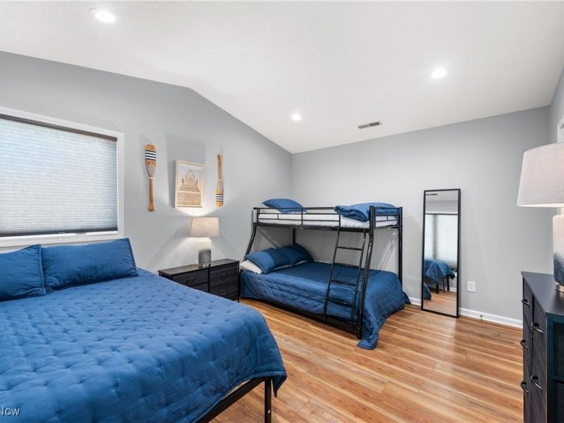 419 Miami Place, Huron, OH 44839 Photo 24