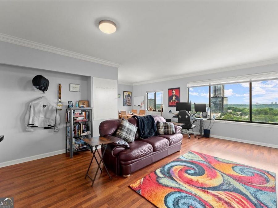 Property Image 4