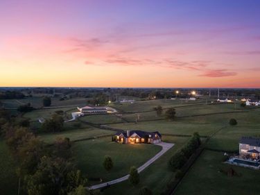 3200 Fishers Mill Road, Midway, KY 40347