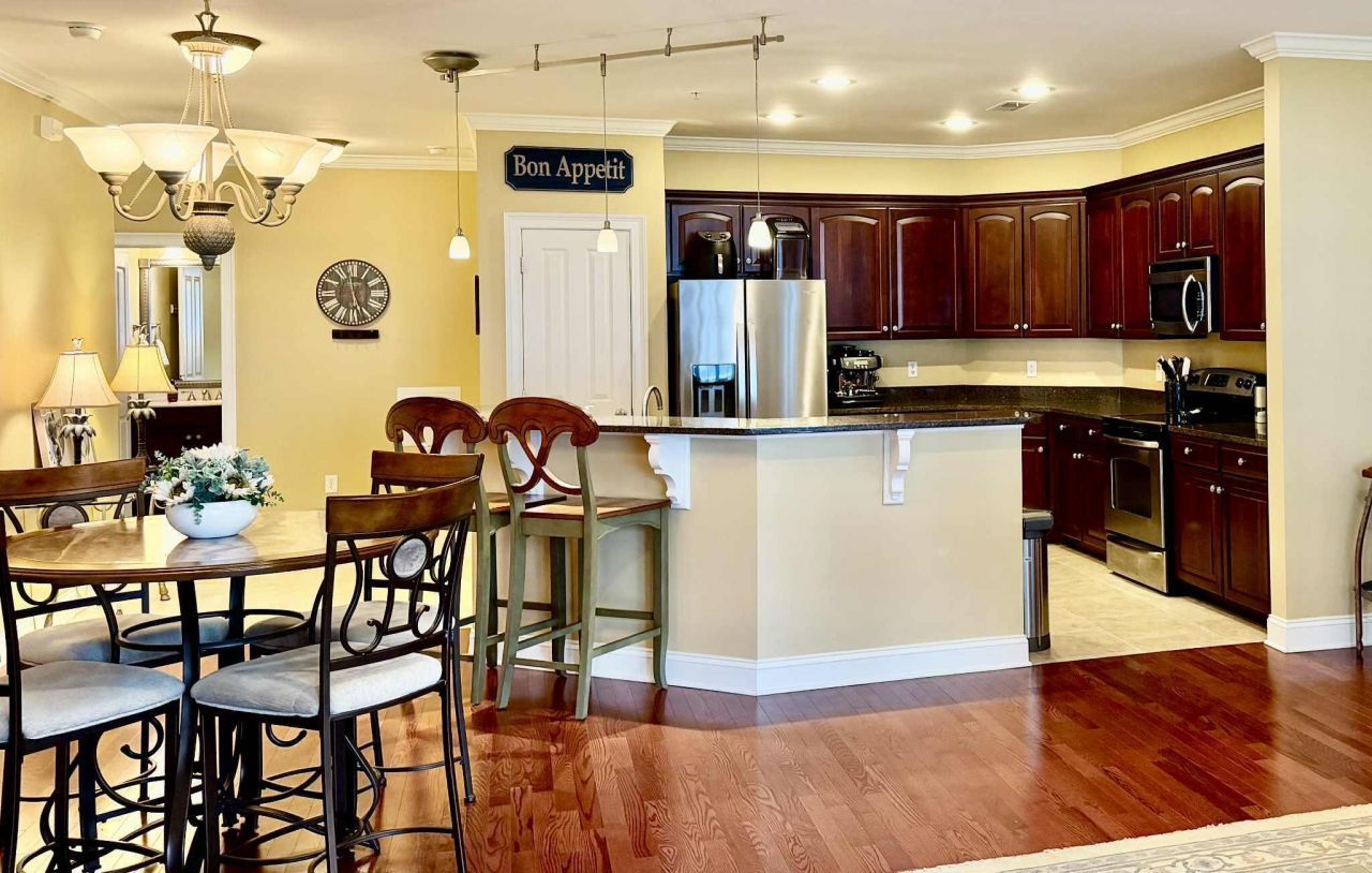 1096 Bridgeview Lane Photo 10