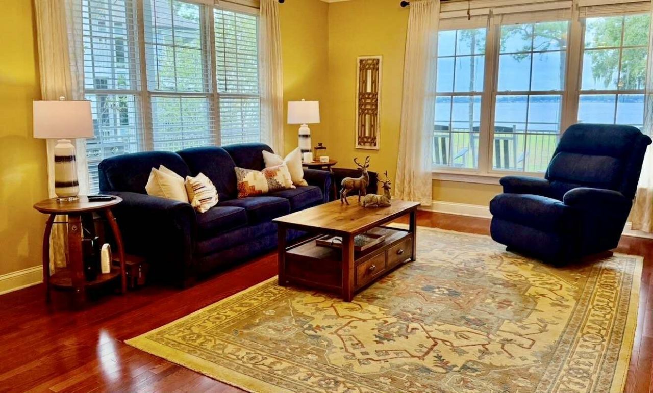 1096 Bridgeview Lane Photo 12