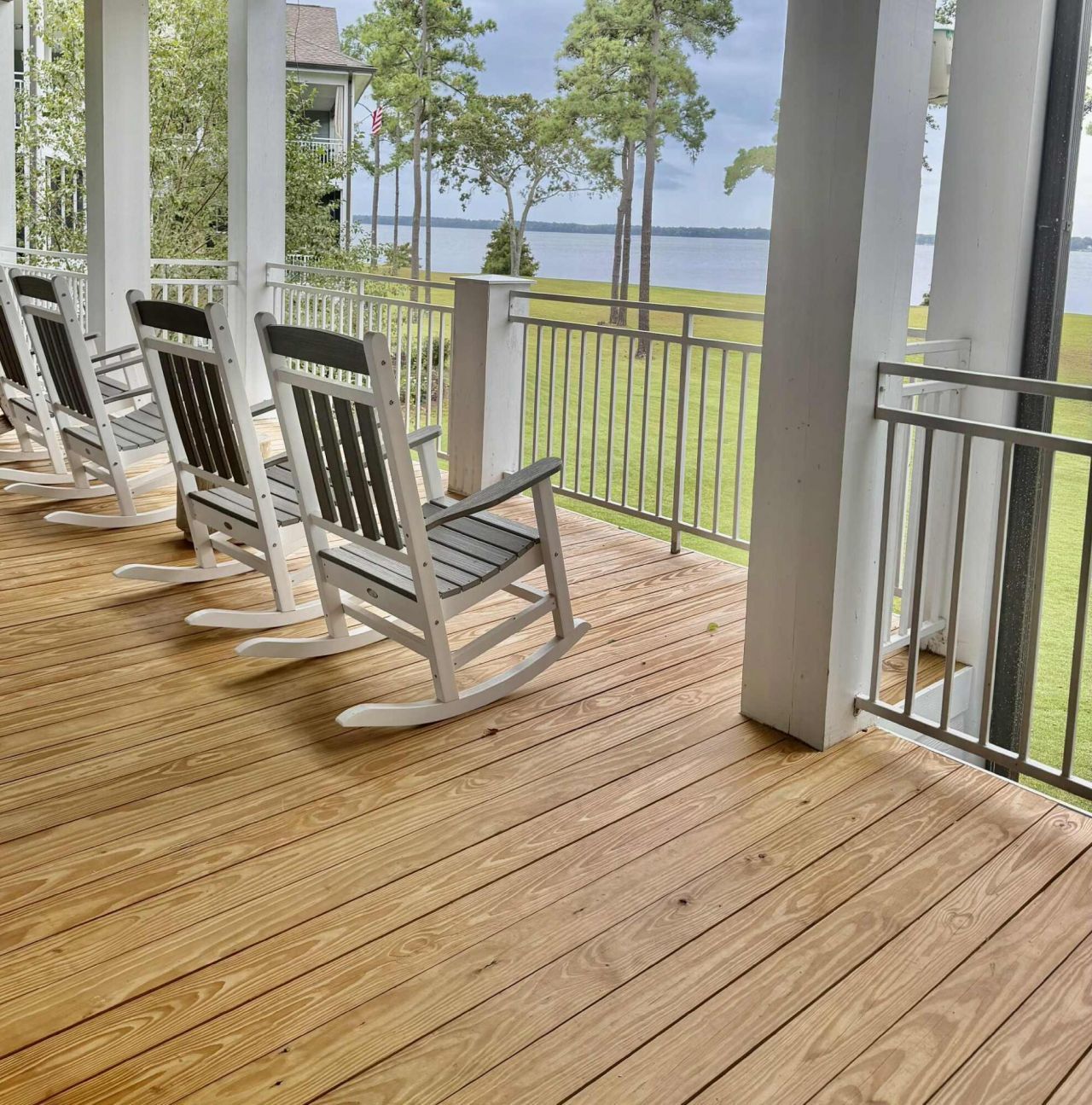 1096 Bridgeview Lane Photo 23