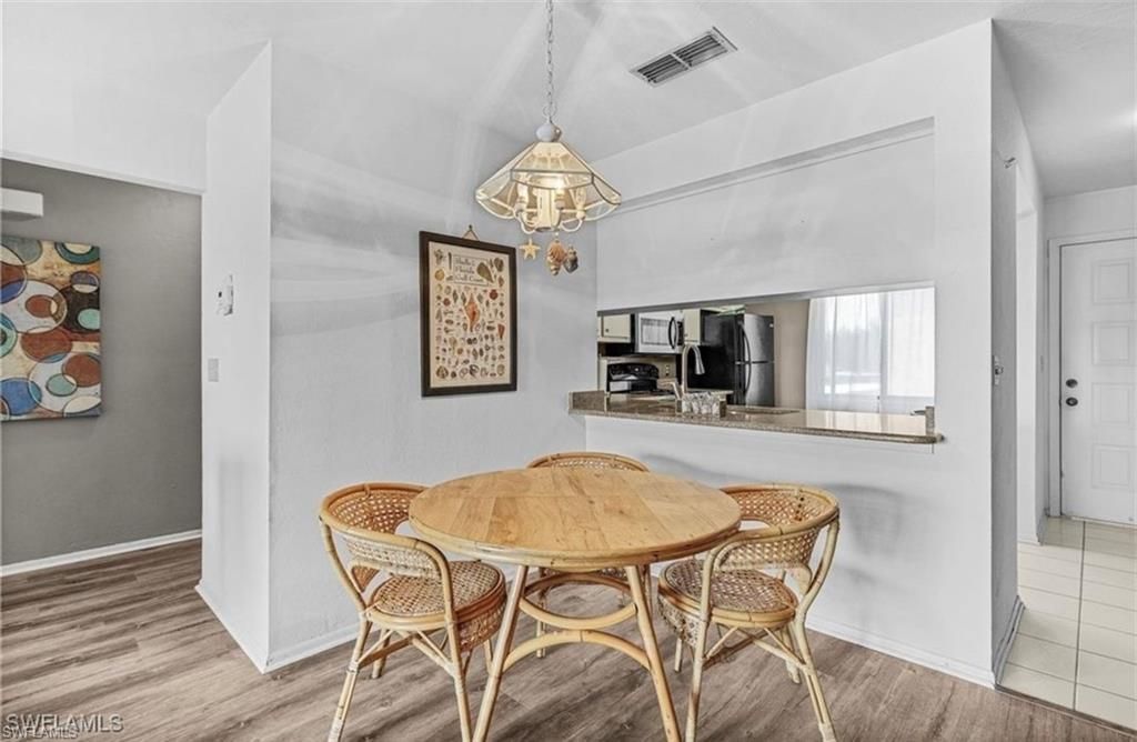 11170 Caravel Cir, Unit 210, Fort Myers, FL 33908 Photo