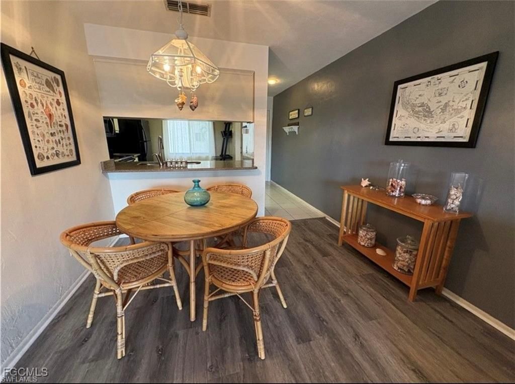 11170 Caravel Cir, Unit 210, Fort Myers, FL 33908 Photo