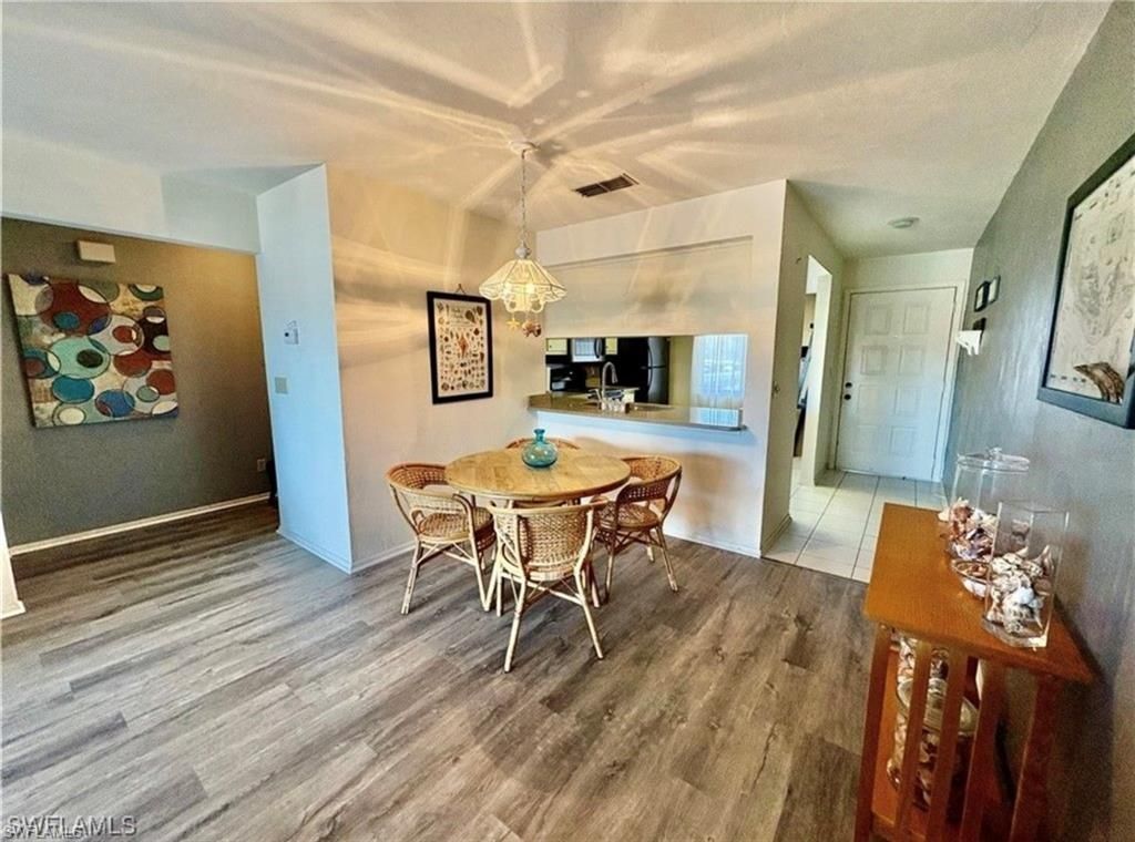 11170 Caravel Cir, Unit 210, Fort Myers, FL 33908 Photo