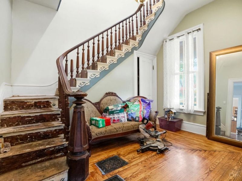 8421 Wiswell Street, Cincinnati, OH 45216 Photo 6