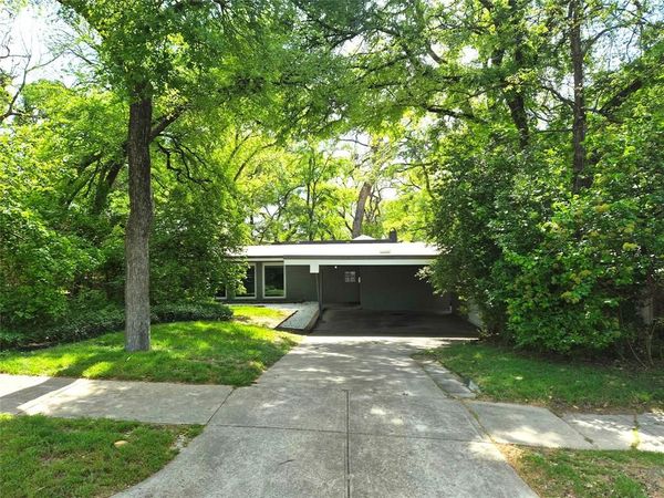 1055 Tipperary Drive, Dallas, TX 75218