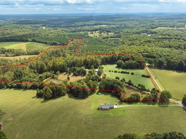 3168 Benny Lineberry Road , Climax, NC 27233