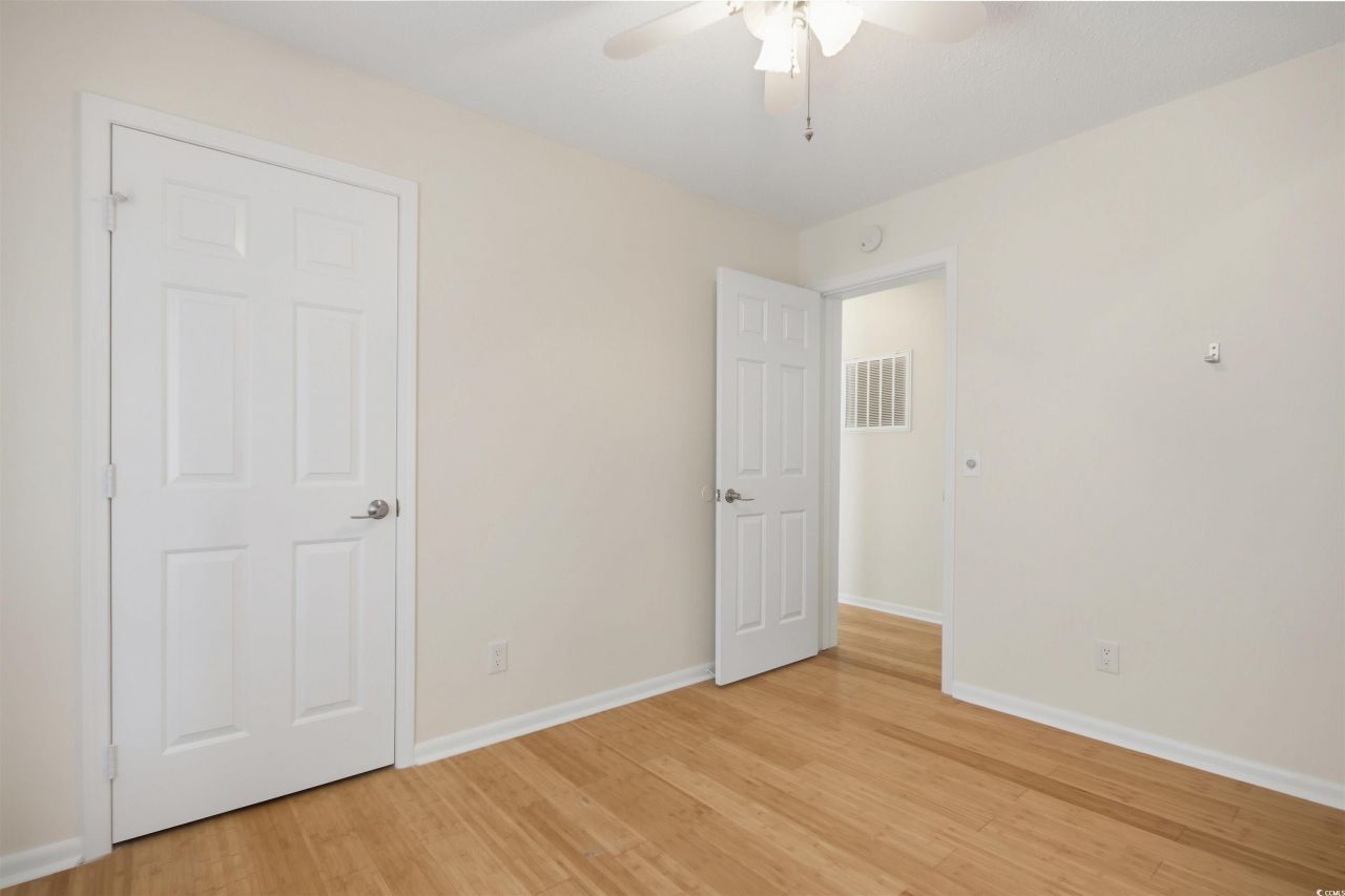 462 Bay Dr. Photo 18