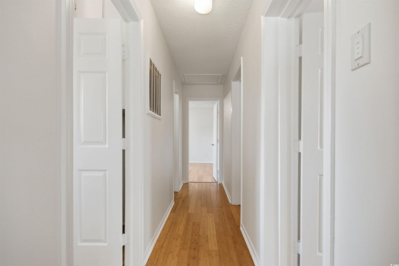 462 Bay Dr. Photo 4