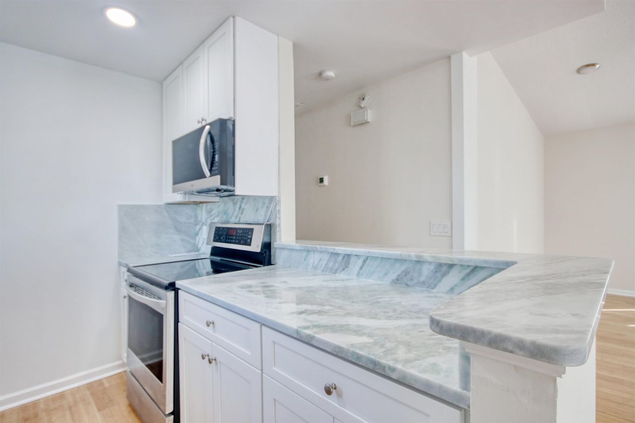 462 Bay Dr. Photo 8