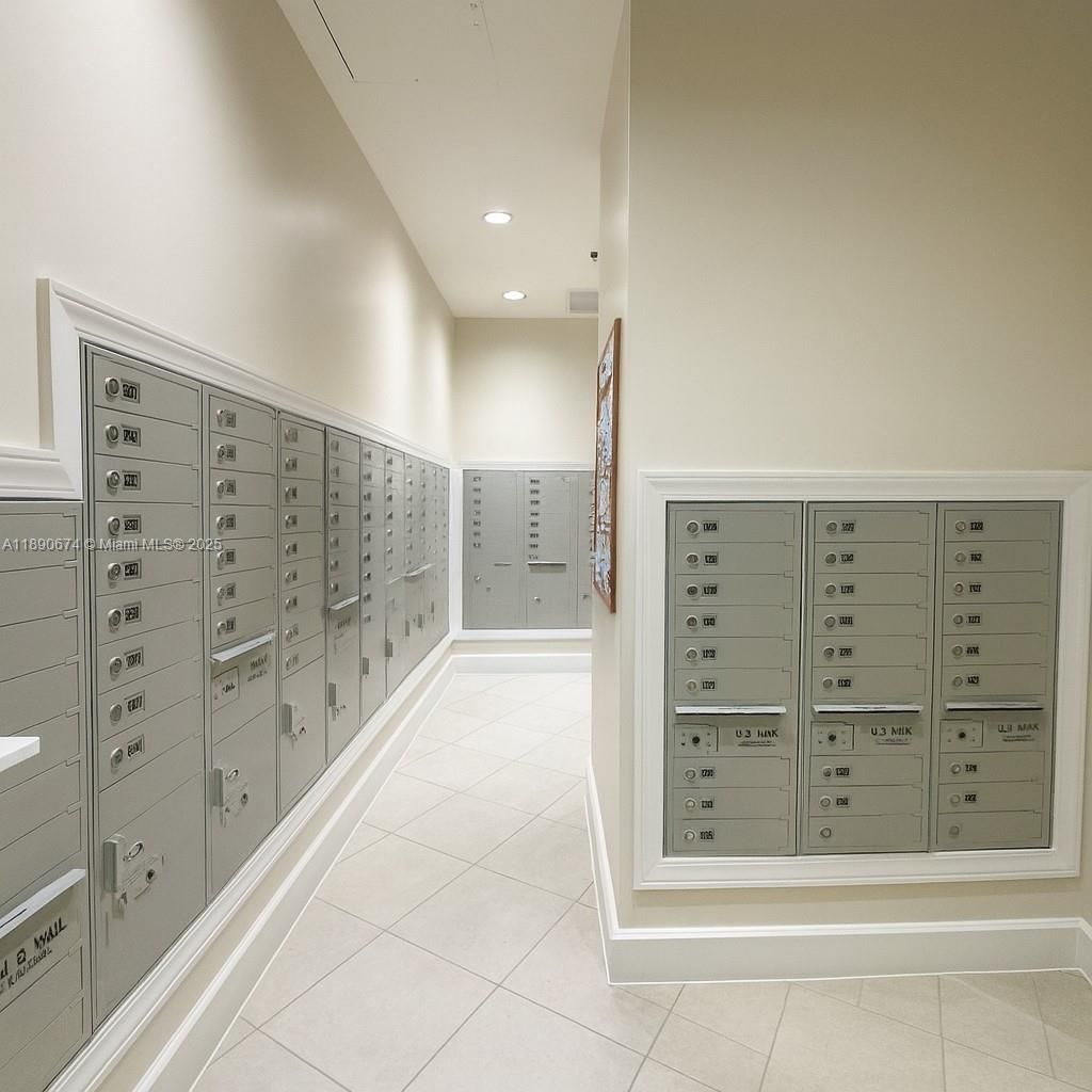 1830 Radius Dr, Unit 308, Hollywood, FL 33020 Photo