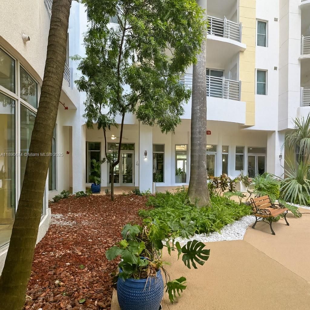 1830 Radius Dr, Unit 308, Hollywood, FL 33020 Photo