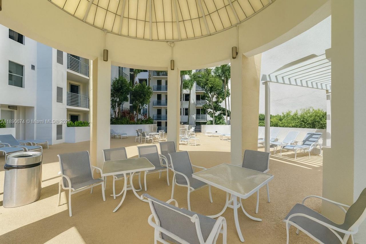 1830 Radius Dr, Unit 308, Hollywood, FL 33020 Photo