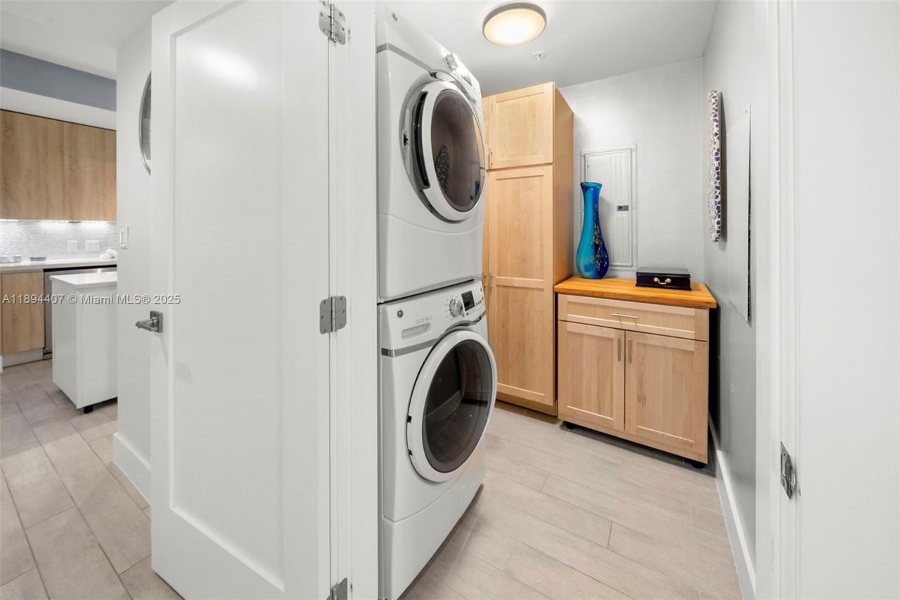 33 N Shore Dr, Unit 33, Miami Beach, FL 33141 Photo