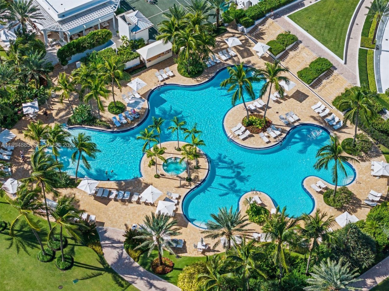 100 S Pointe Dr, Unit 2506, Miami Beach, FL 33139 Photo