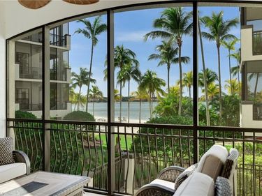 10731 Mirasol DR, Unit 205, MIROMAR LAKES, FL 33913