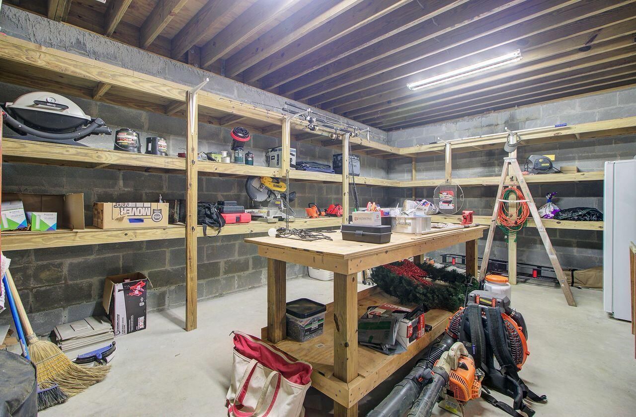 10088 Hercules Road Photo 35