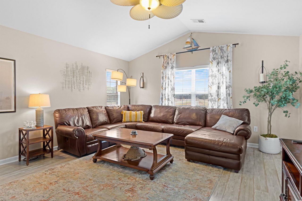 1196 River Oaks Dr. Photo 12