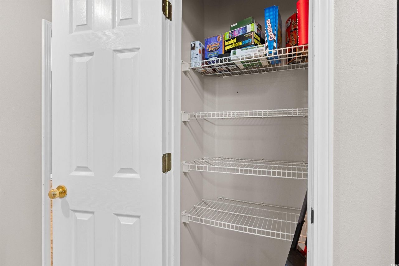 1196 River Oaks Dr. Photo 22