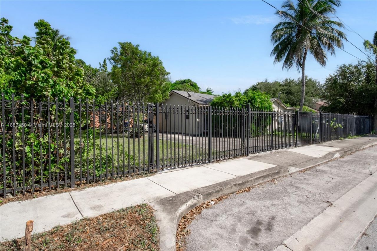 5537 NW 5th Ave, Miami, FL 33127 Photo