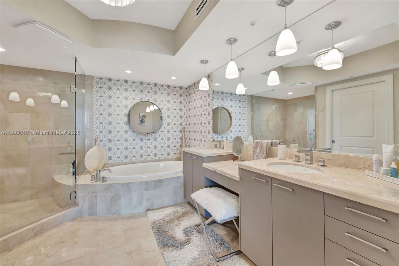 1 N Ocean Blvd, Unit 1713, Pompano Beach, FL 33062 Photo