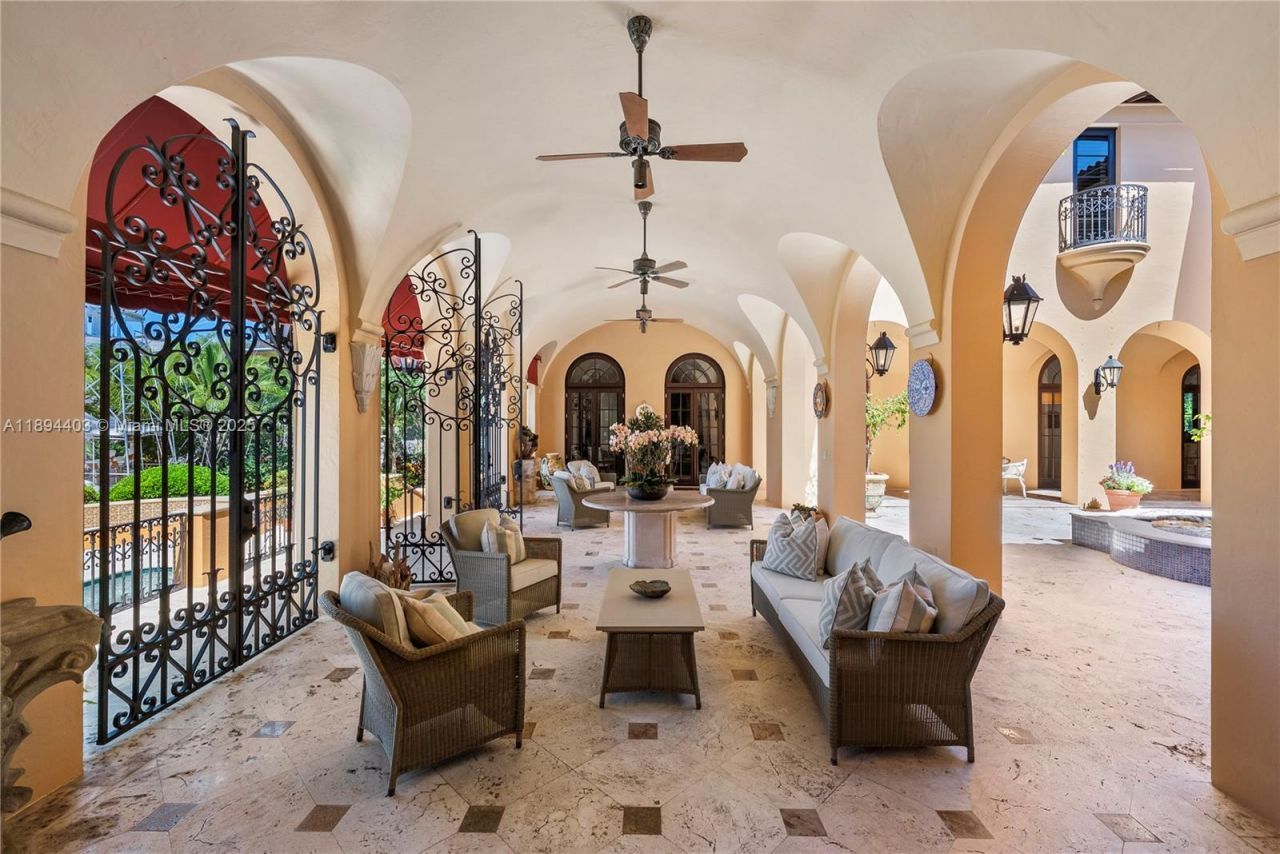 50 Casuarina Concourse, Coral Gables, FL 33143 Photo