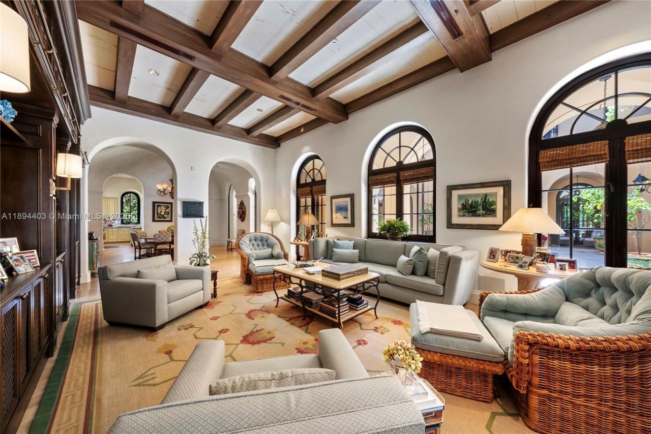 50 Casuarina Concourse, Coral Gables, FL 33143 Photo