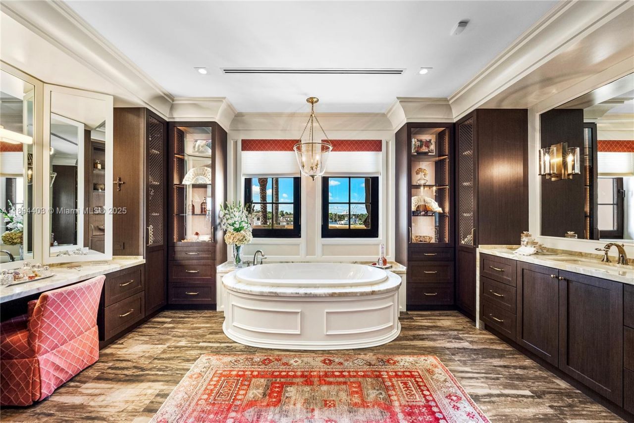 50 Casuarina Concourse, Coral Gables, FL 33143 Photo