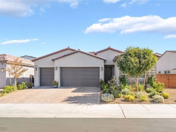 2674 Summit Springs Street, Henderson, NV 89044