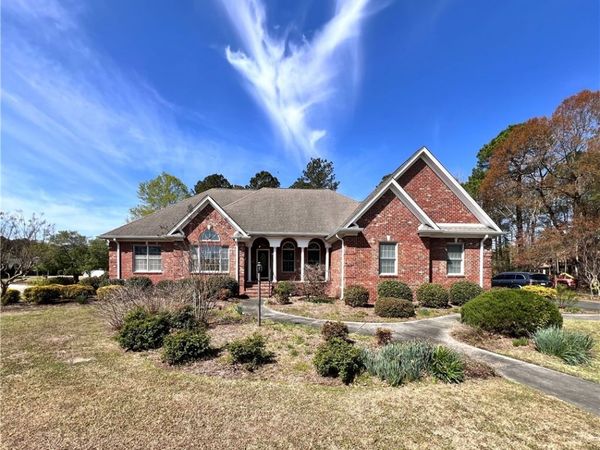 4901 Willow Oak Drive, Lumberton, NC 28358