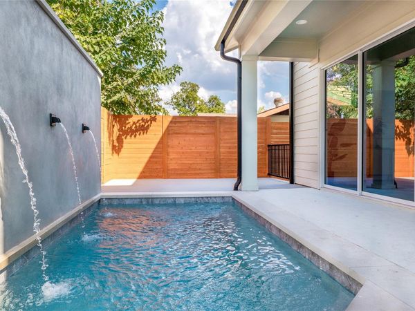 1702 Pennsylvania Ave, Austin, TX 78702