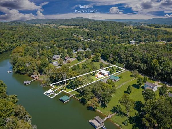 263 River Oaks Drive, Sparta, TN 38583