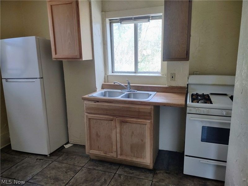 531-533-535-539 Allyn Street, Akron, OH 44311 Photo 26