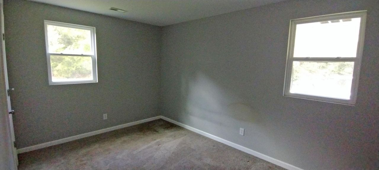 112 James Place Photo 13