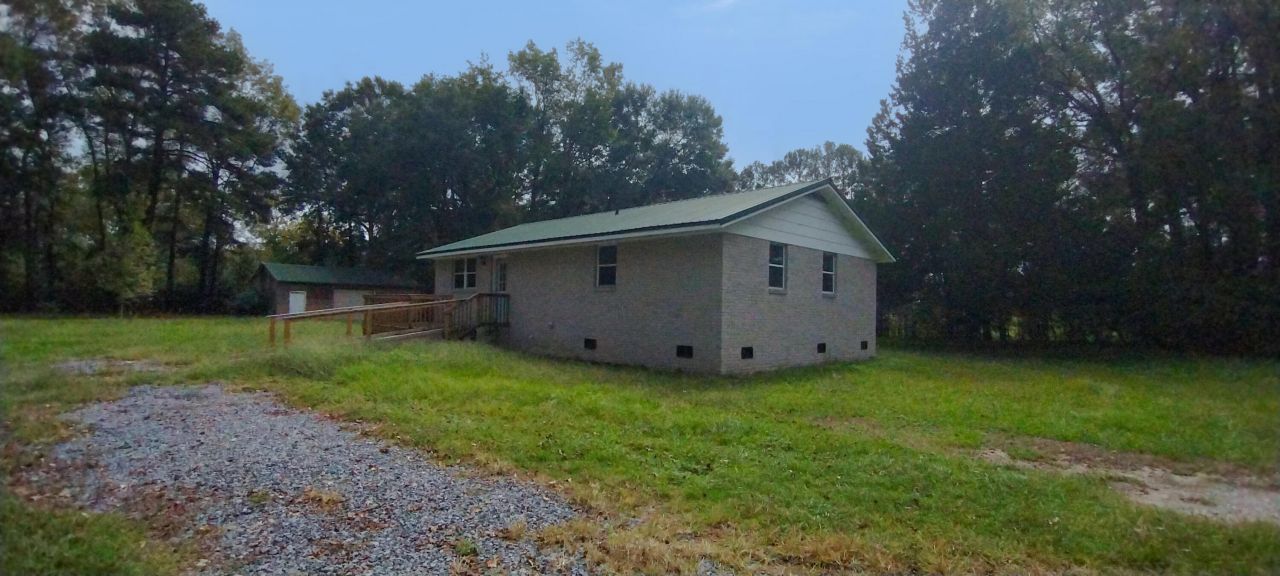 112 James Place Photo 25