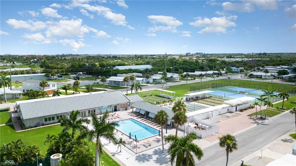 17680 Bryan Ct, Fort Myers Beach, FL 33931 Photo