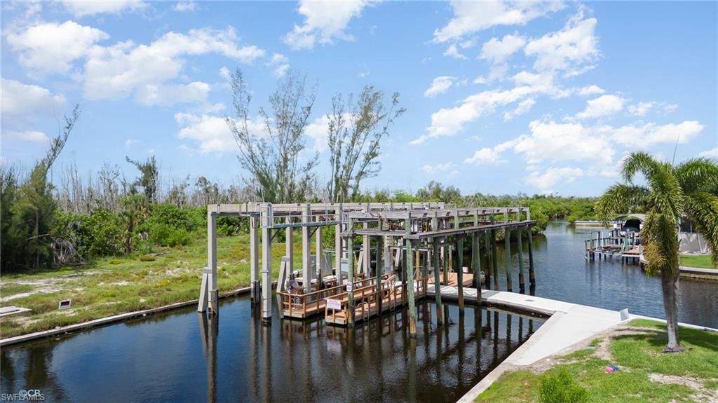 17680 Bryan Ct, Fort Myers Beach, FL 33931 Photo