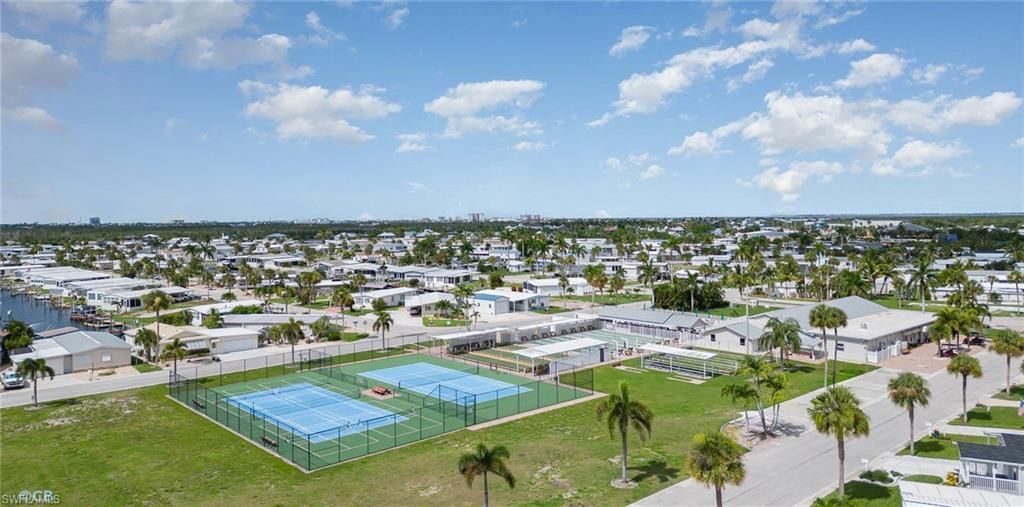 17680 Bryan Ct, Fort Myers Beach, FL 33931 Photo
