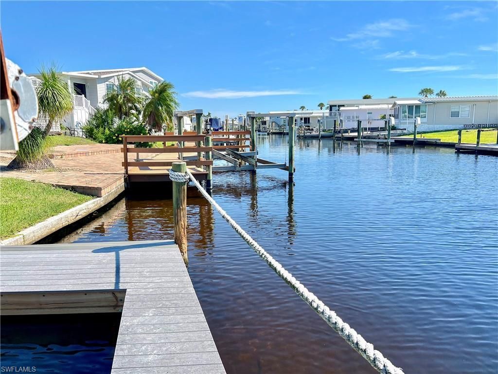 17680 Bryan Ct, Fort Myers Beach, FL 33931 Photo