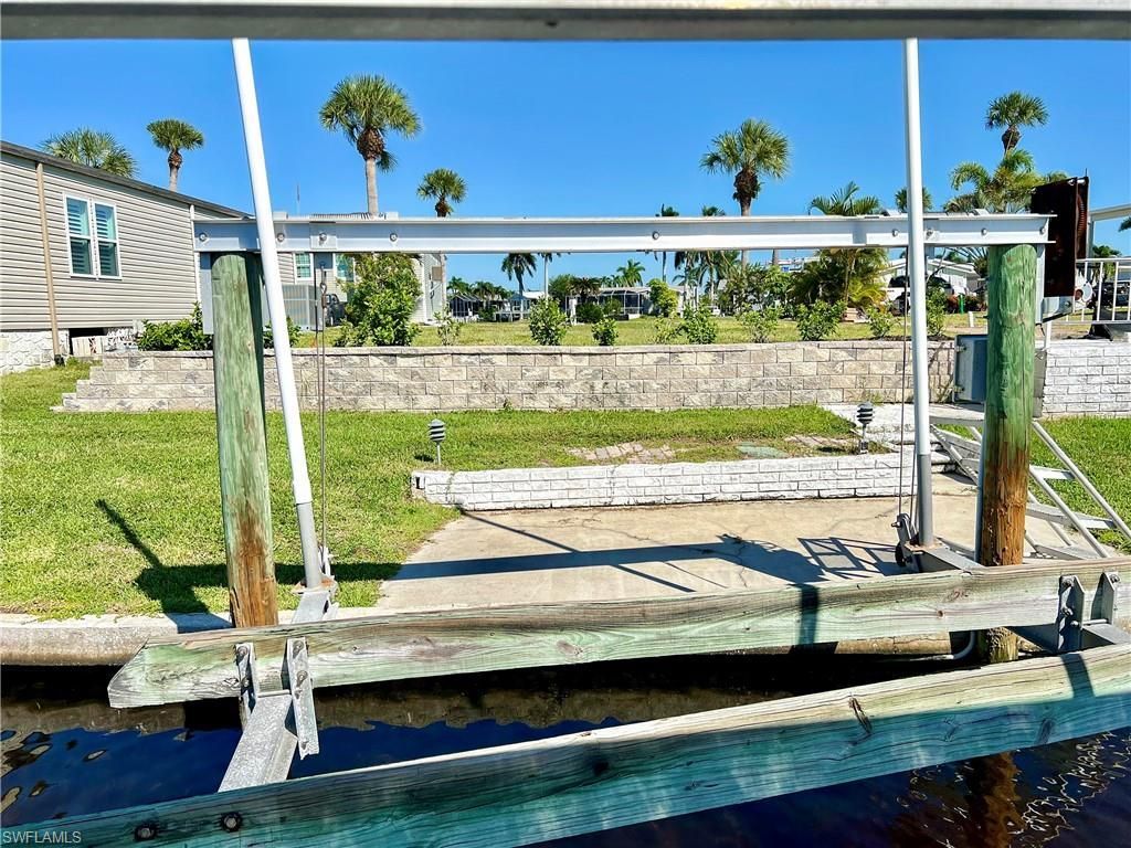 17680 Bryan Ct, Fort Myers Beach, FL 33931 Photo