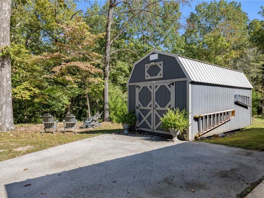 Property Image 40