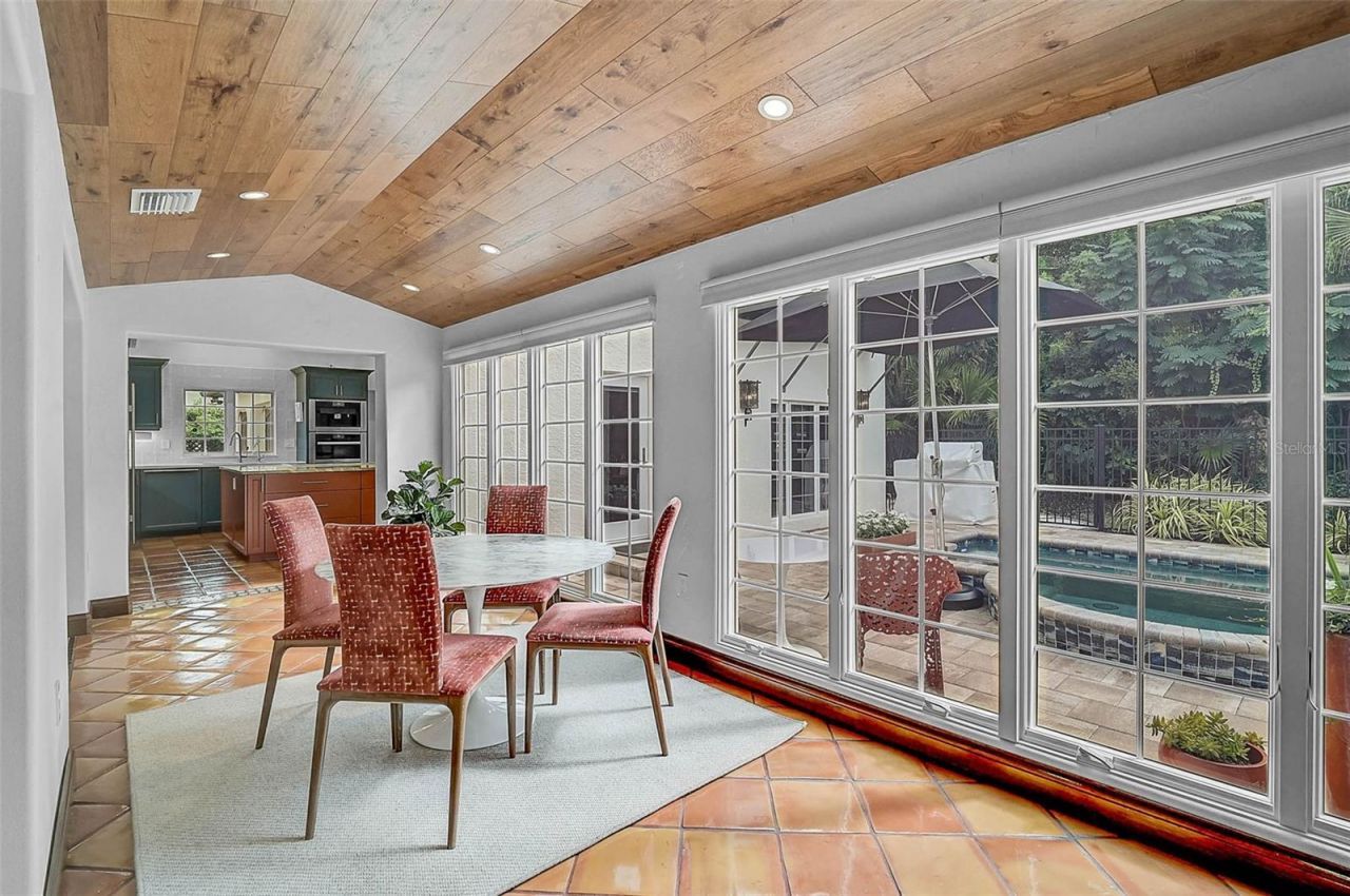 4439 Westwood Lane, Sarasota, FL 34231 Photo