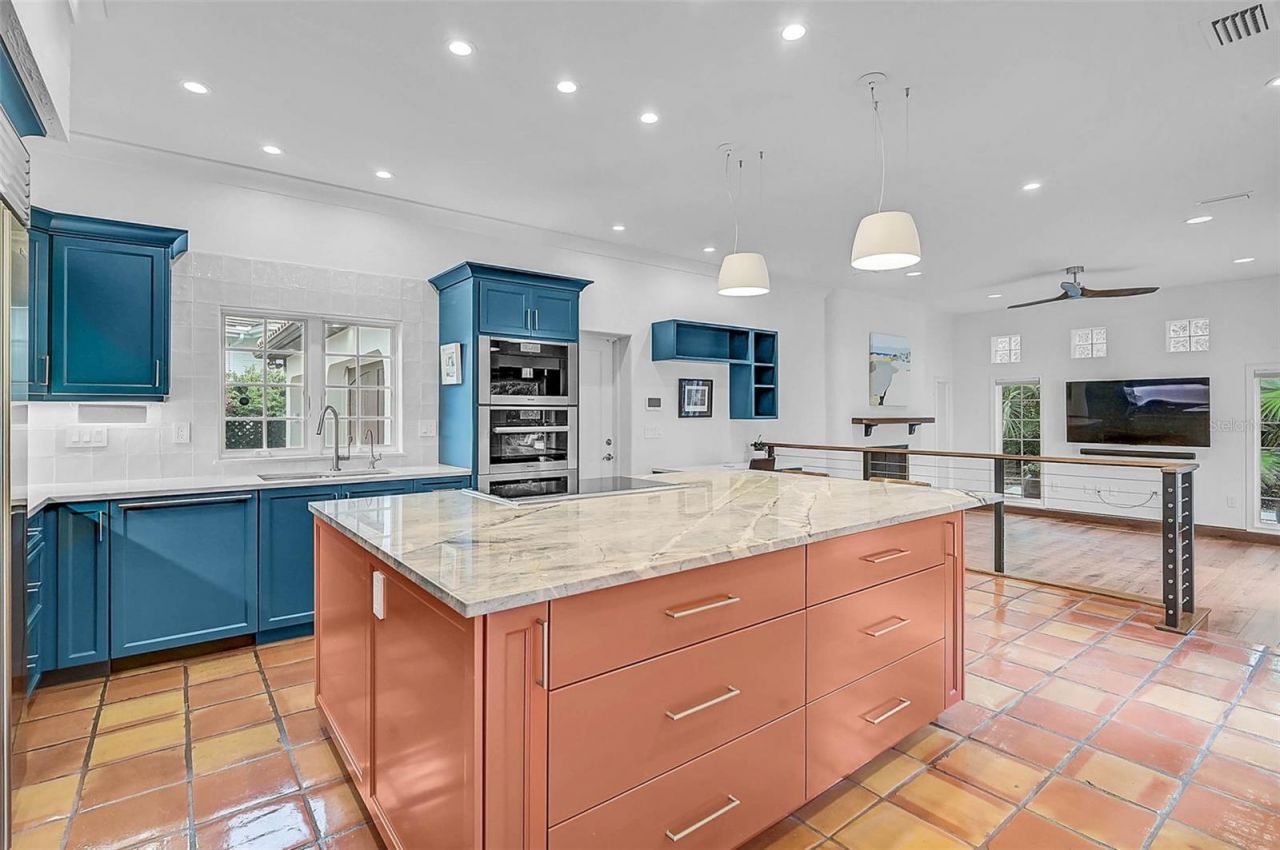 4439 Westwood Lane, Sarasota, FL 34231 Photo