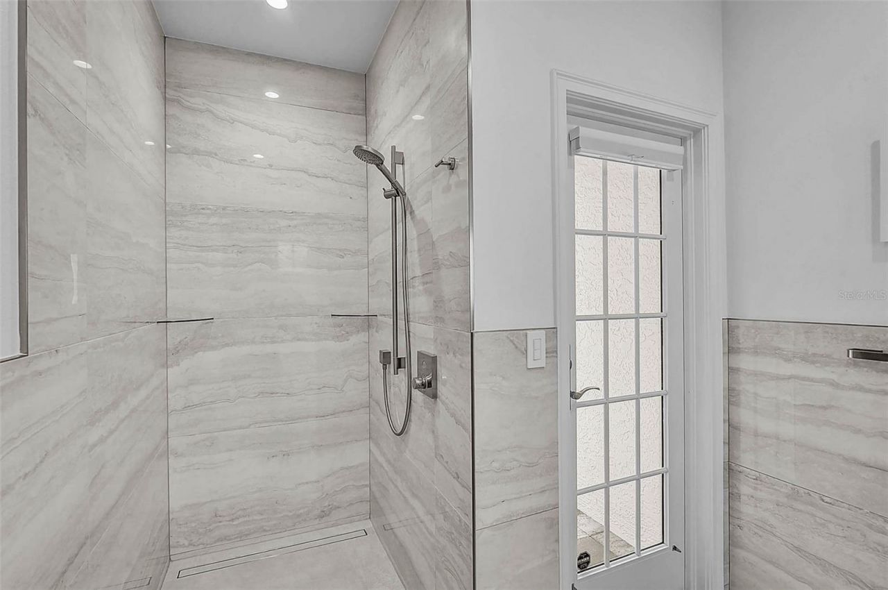 4439 Westwood Lane, Sarasota, FL 34231 Photo